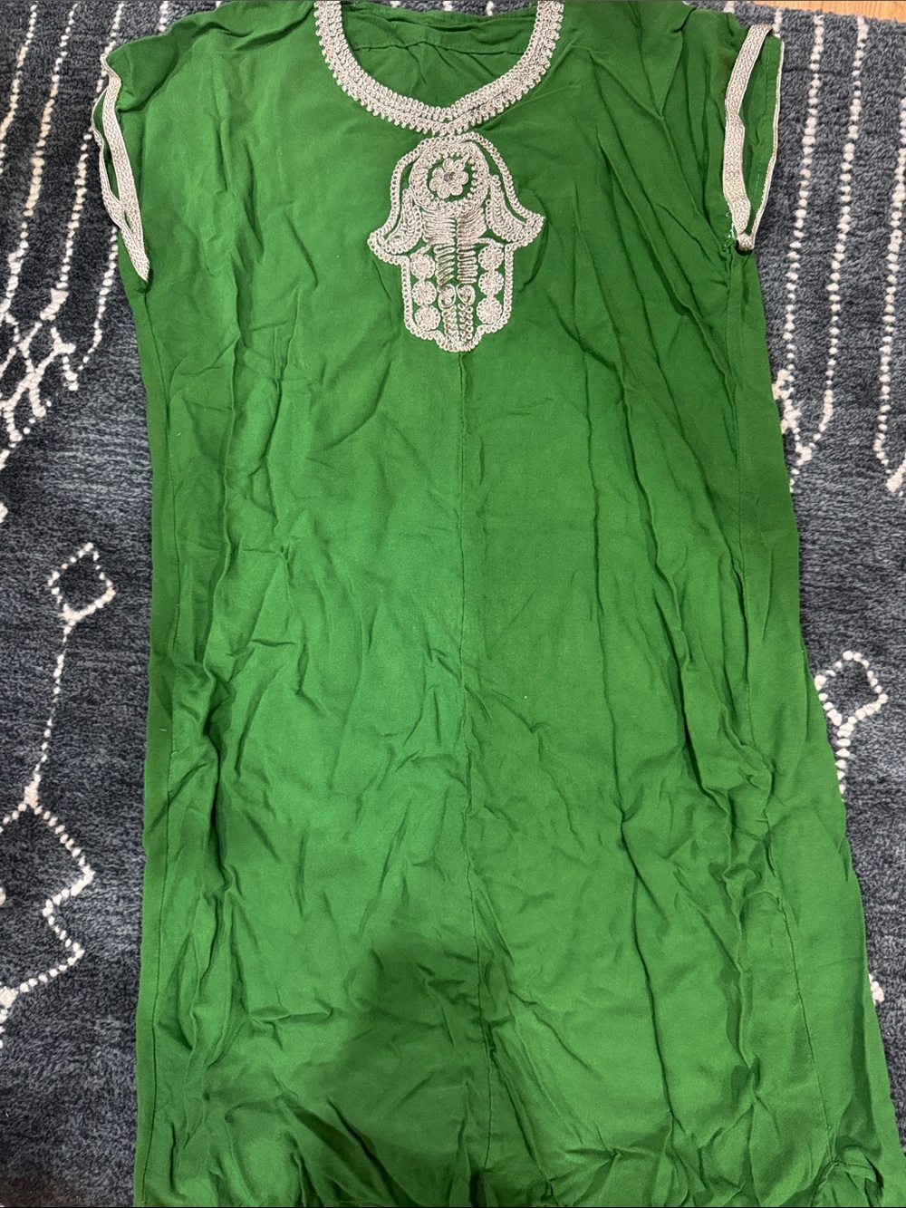 Green Embroidered Moroccan Gandora
